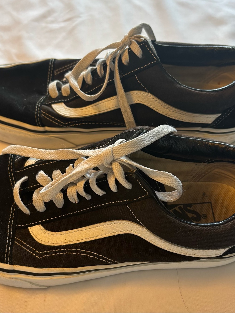 Men’s Vans Black and White Old Skool Low-Top Sneakers